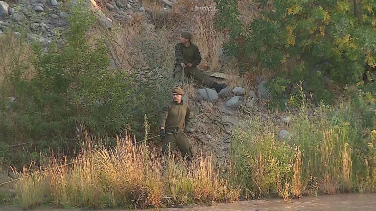 #Santiago : Carabineros halla cuerpo a un costado del río Mapocho en Santiago