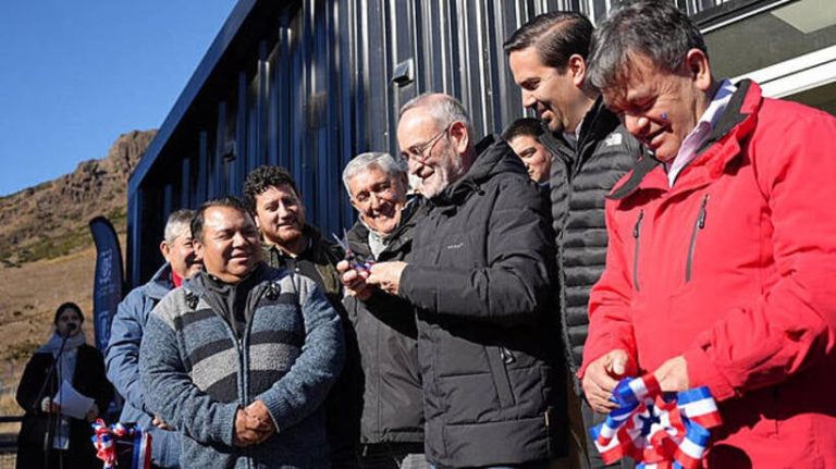 Región de La Araucania #lonquimay Inauguran moderna estación de salud en sector Mitrauquén de la comuna de Lonquimay.