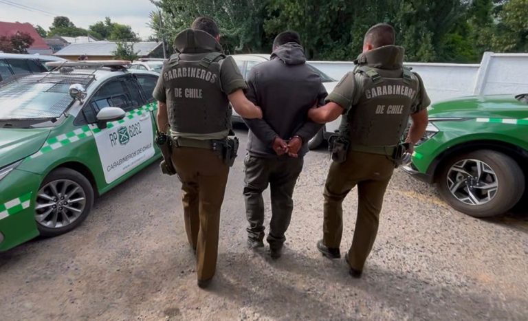 Region de La Araucania #Lautaro #pillanlelbun Más de 100 detenciones acumulan cuatro sujetos detenidos en Lautaro.