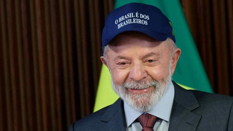 Brasil : Lula critica presencia militar de EE.UU. en el Caribe durante cumbre de los BRICS